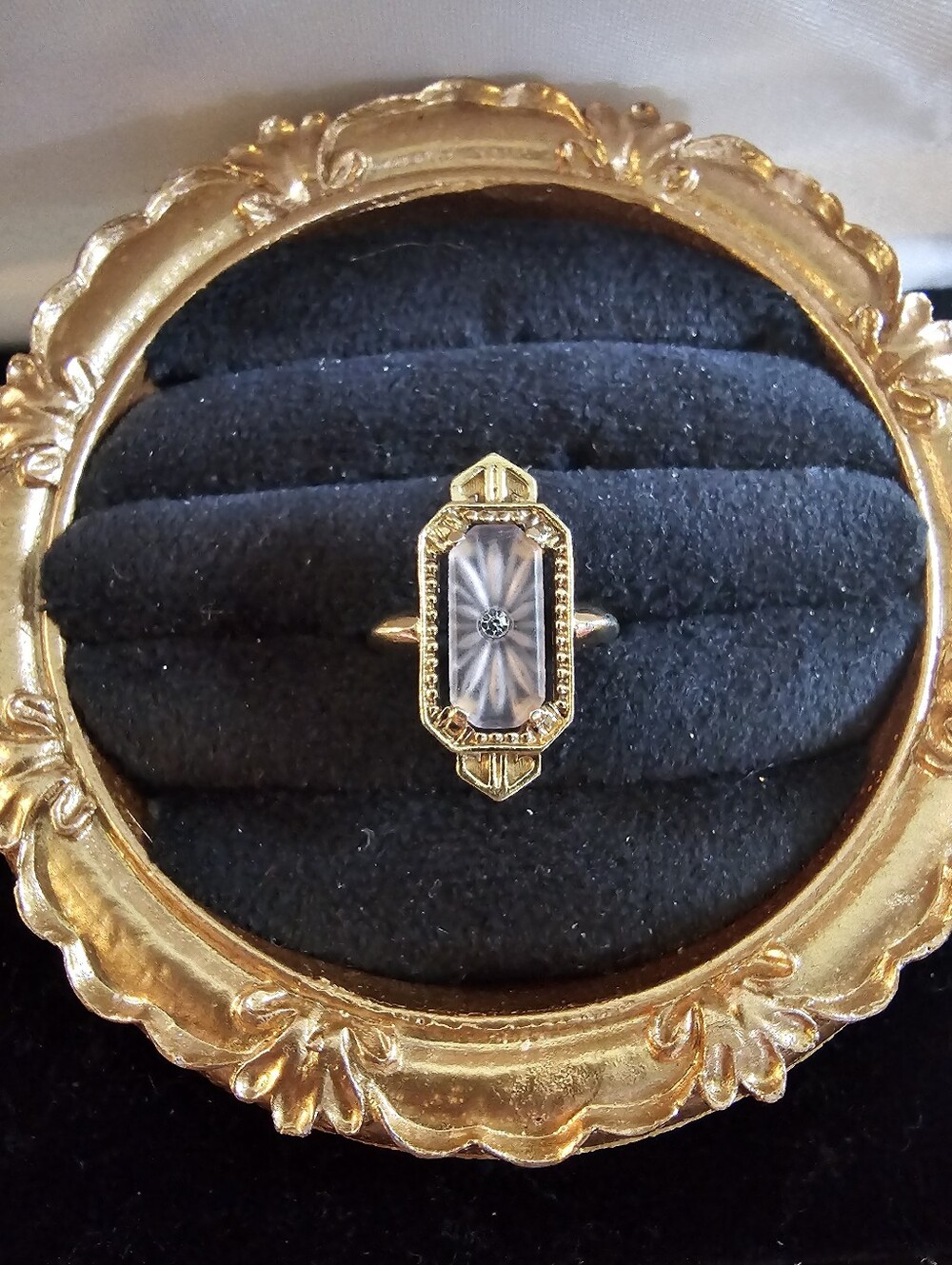 RARE VTG 1977 AVON FROSTLIGHT CAmphorGLASS ART DECO REVIVAL RING SIZE 5.5/6.5